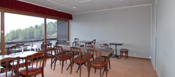 Bar à Sion, Switzerland 139m² No. 334 8