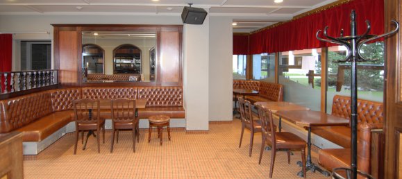 Bar à Sion, Switzerland 139m² No. 334 3