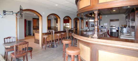 Bar à Sion, Switzerland 139m² No. 334 6