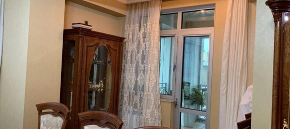 4 bedrooms Apartment in Nasimi, Azerbaijan No. 1720 18