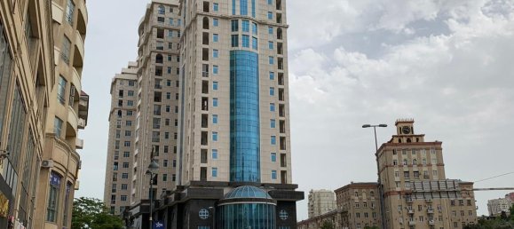 4 bedrooms Apartment in Nasimi, Azerbaijan No. 1720 4