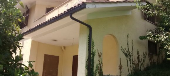 5 bedrooms House in Maenza, Italy No. 256190 2