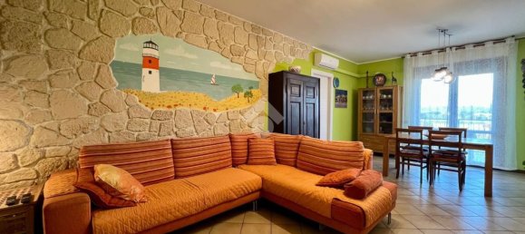 3-salle Appartement à Terno d'Isola, Italy No. 298945 9