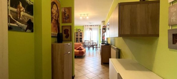 3-salle Appartement à Terno d'Isola, Italy No. 298945 8