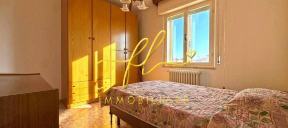 2 bedrooms Apartment in Cecina, Italy No. 197168 12