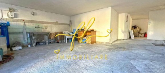 2 bedrooms Apartment in Cecina, Italy No. 197168 23