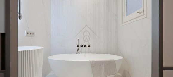 4 bedrooms Apartment in Eixample, Spain No. 58649 33