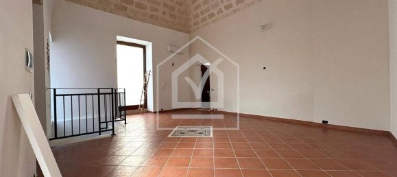 2 bedrooms House in Triggiano, Italy No. 76172 2