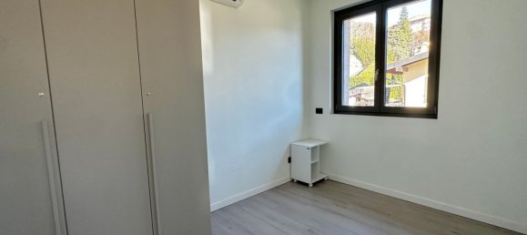 3 rooms Apartment in Tremezzina, Italy No. 53379 9