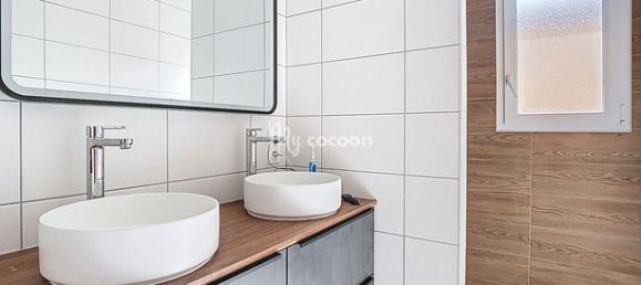 3 bedrooms House in Perouges, France No. 313520 11