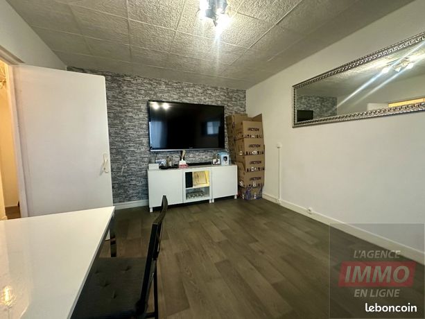 2 غرف نوم شقة في Garges-les-Gonesse, France رقم 300629