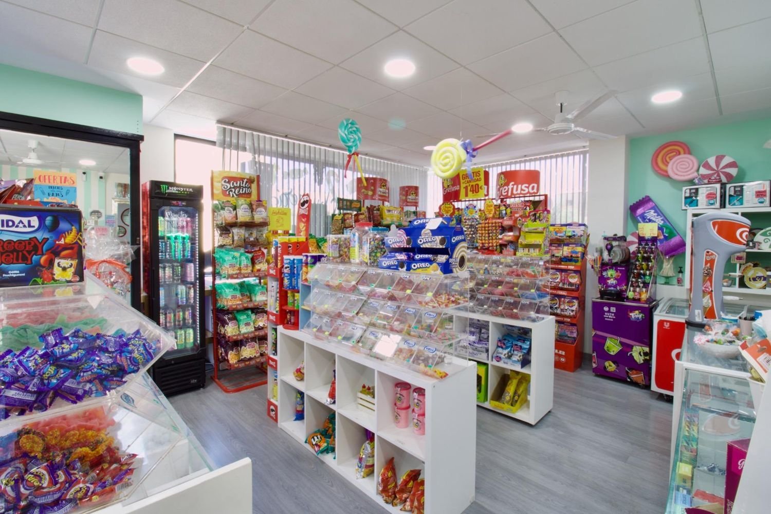 Коммерческая недвижимость 128м² в Лас-Габьяс, Испания № 151236