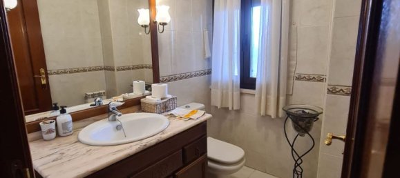 5 bedrooms House in Villamayor, Spain No. 153314 37