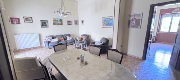 2 Schlafzimmer Haus in Squinzano, Italy, Nr. 329131 9