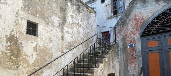 3-salle Appartement à Vico del Gargano, Italy No. 22136 11