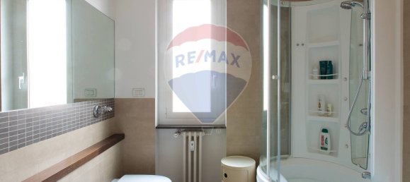 Apartamento T2 em Rho, Italy N.º 380065 11