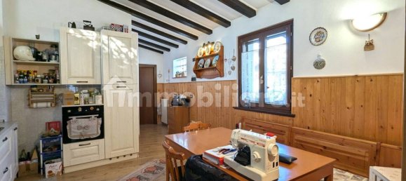 3 bedrooms Villa in Udine, Italy No. 182154 5