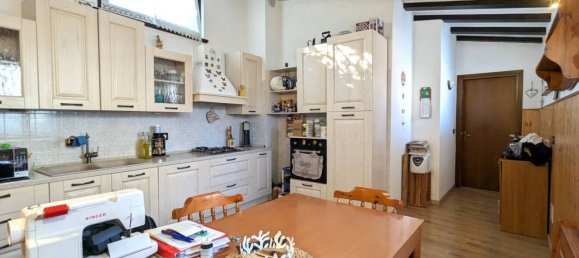 3 bedrooms Villa in Udine, Italy No. 182154 8