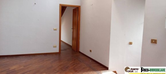 9 bedrooms Apartment in Palermo, Italy No. 320238 9