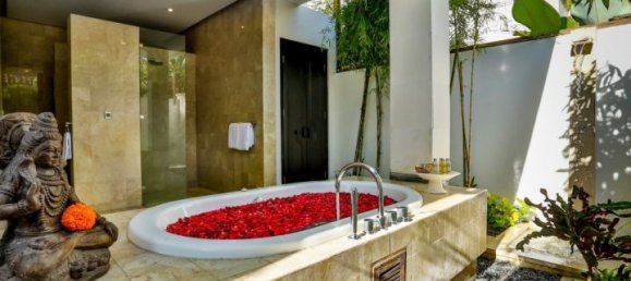 Вилла с 3 спальнями в Seminyak, Бадунг, Бали, Индонезия № 3243 11