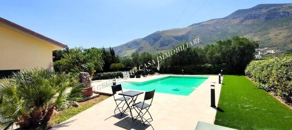 Villa de 4 habitaciónes en Castellammare del Golfo, Italy No. 150496 45