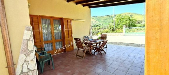 Villa de 4 habitaciónes en Castellammare del Golfo, Italy No. 150496 28