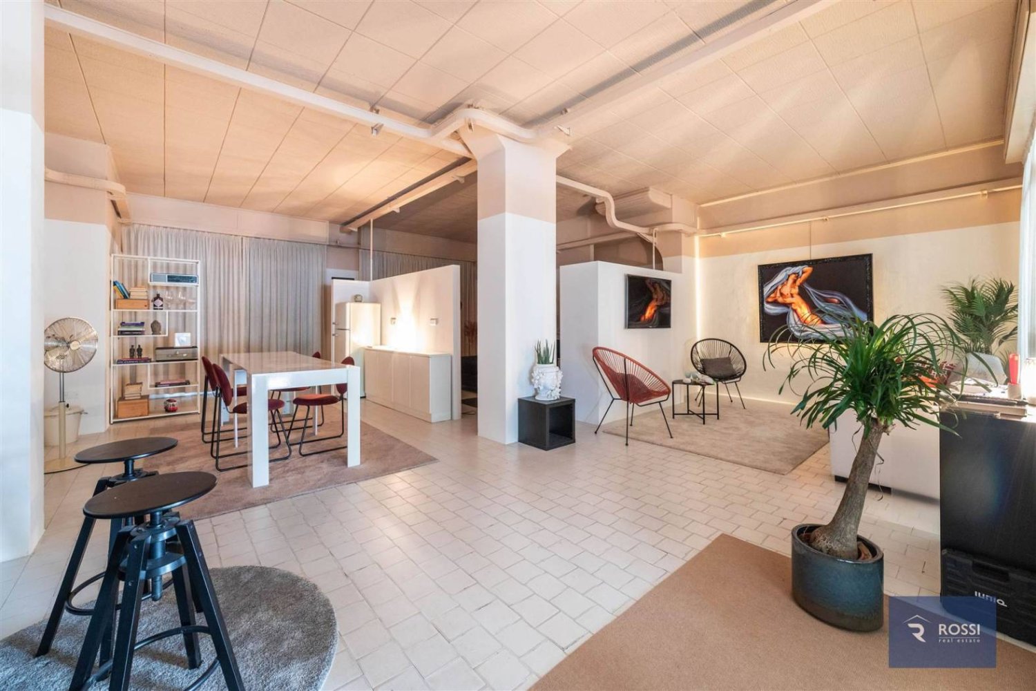 1 room Commercial property in Misano Adriatico, Italy No. 341214