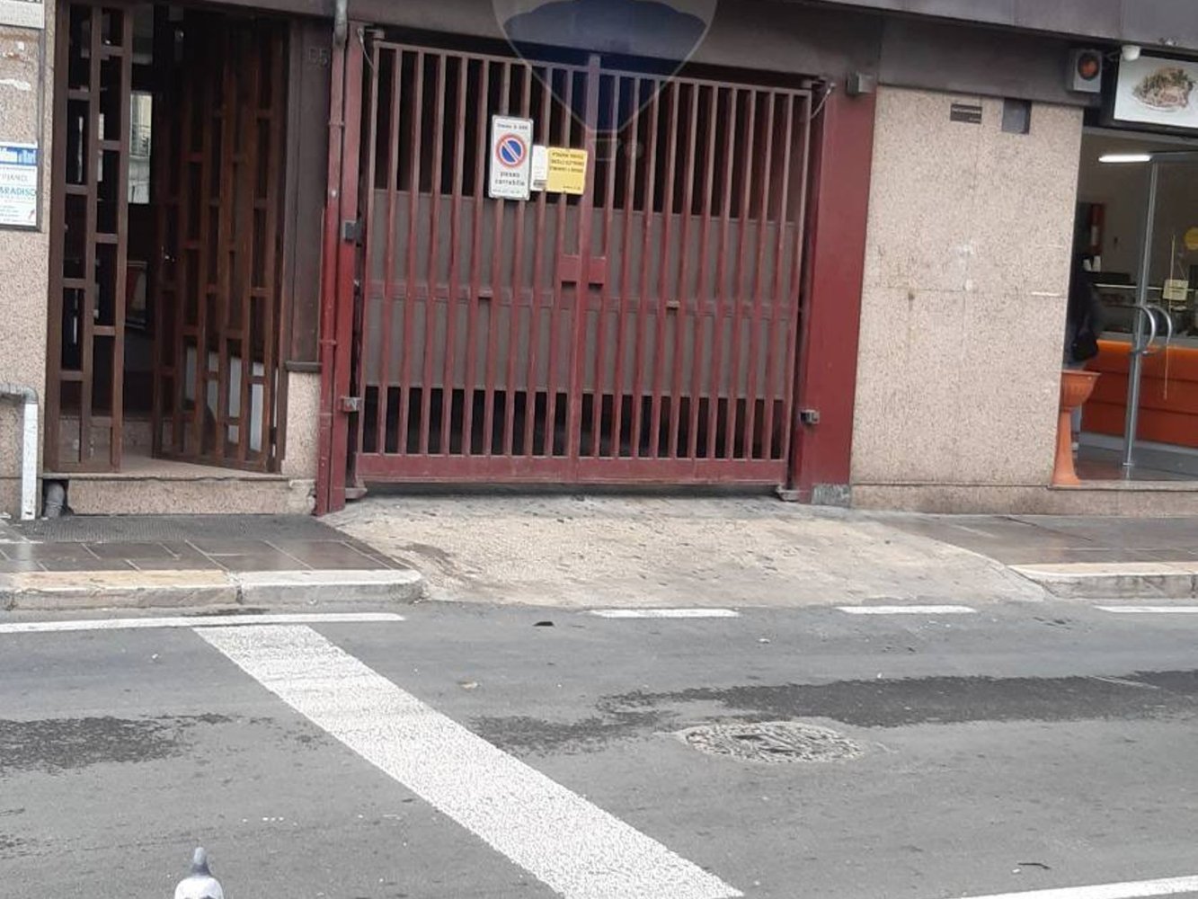 Estacionamiento de 1 habitación en Bari, Italy No. 58094