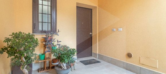 4 rooms Apartment in Marino, Italy No. 31438 3