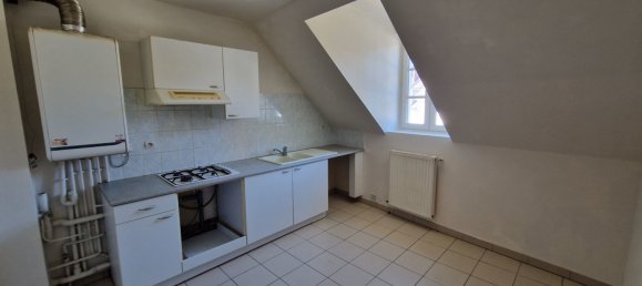 2 bedrooms Apartment in Maintenon, France No. 70943 3