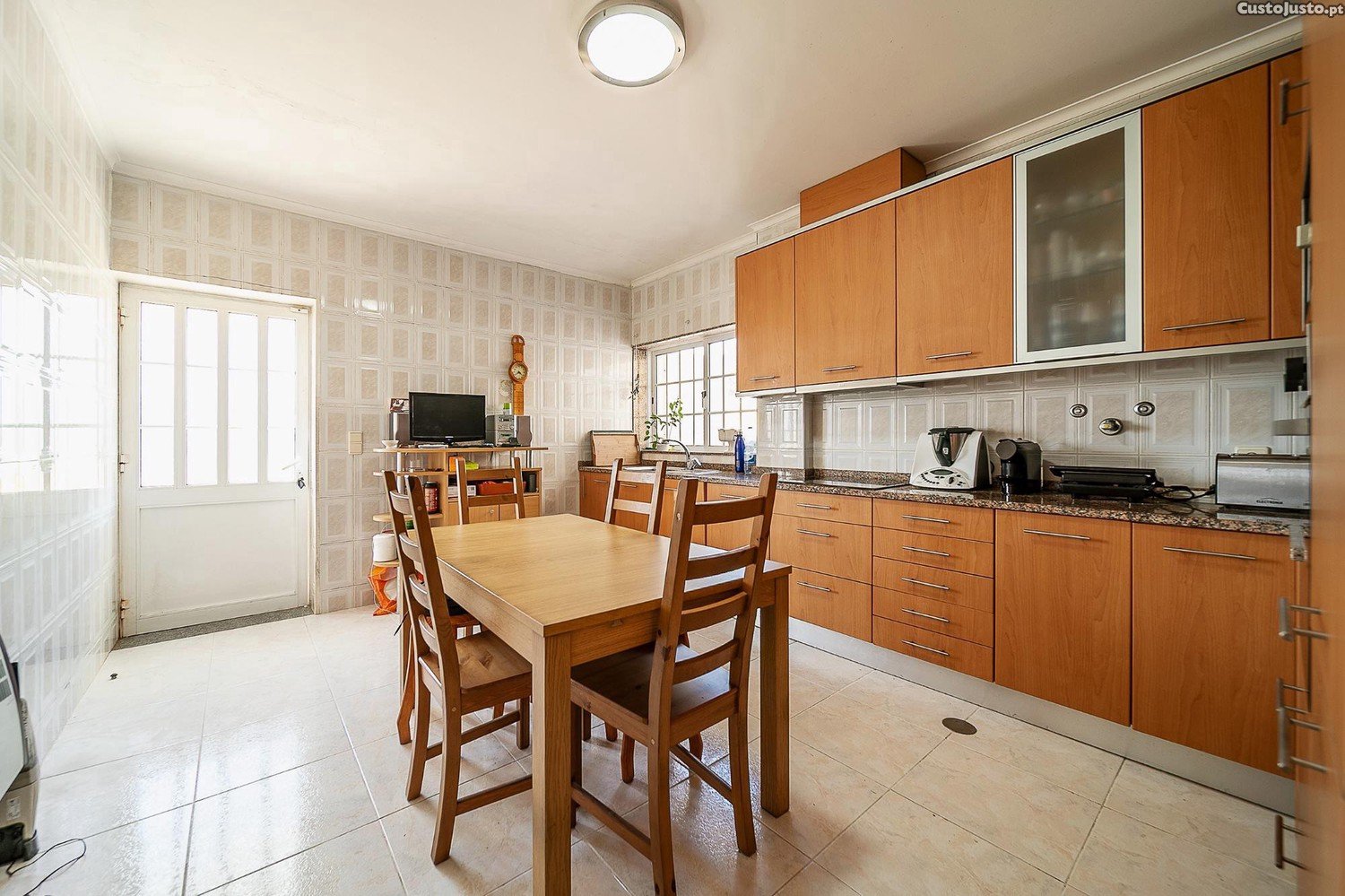 Дом с 3 спальнями в Вила Нова ди Гая, Португалия № 307782