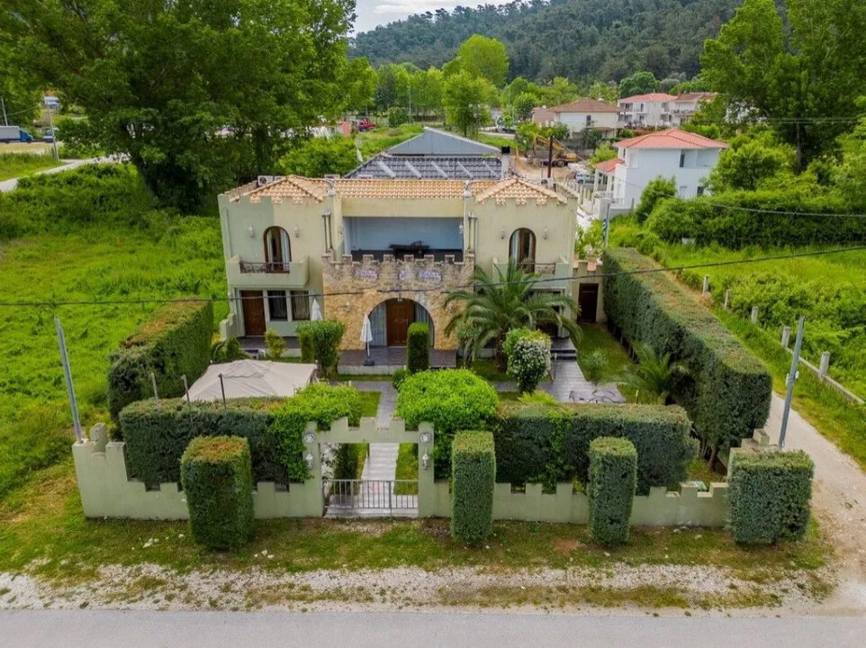 Отель, гостиница с 3 комнатами в Тасос, Греция № 94382