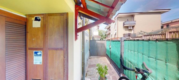 1 Schlafzimmer Wohnung in Verano Brianza, Italy, Nr. 381373 2