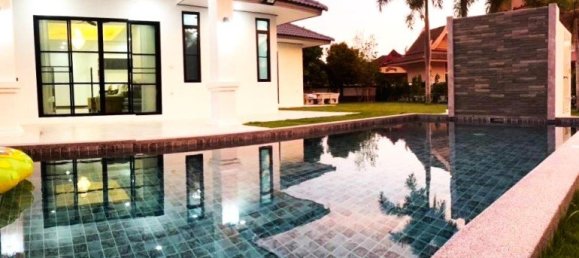 4 Schlafzimmer Haus in Pattaya, Thailand, Nr. 61436 17