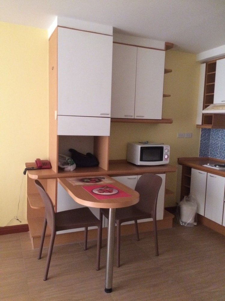 Кондоминиум  с 2 спальнями в Дусит, Таиланд № 64265