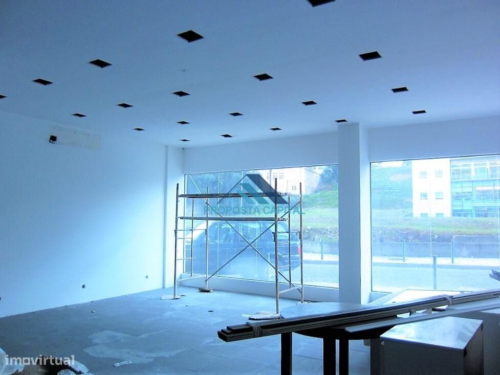 104m² Commercial property in Lisbon, Portugal No. 317061