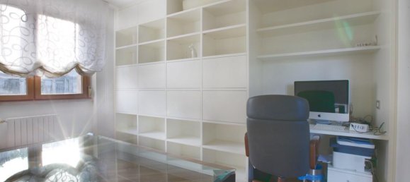 4 rooms Apartment in San Donato Milanese, Italy No. 31778 7