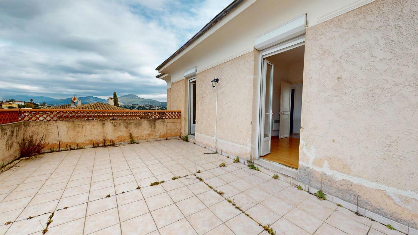 2 bedrooms Apartment in Nice, France No. 287826