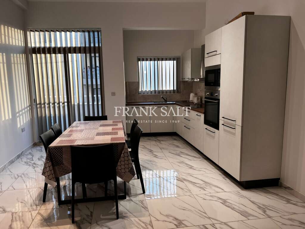 3 bedrooms Apartment in Qormi, Malta No. 5077