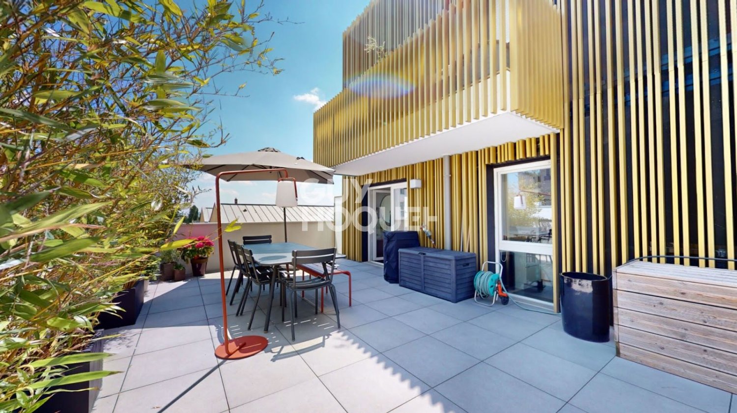 2 غرف نوم شقة في Romainville, France رقم 176209