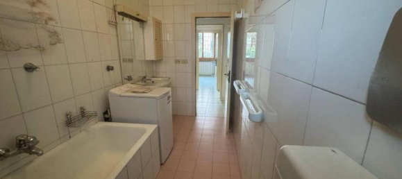 4-Zimmer Wohnung in Bologna, Italy, Nr. 35697 43