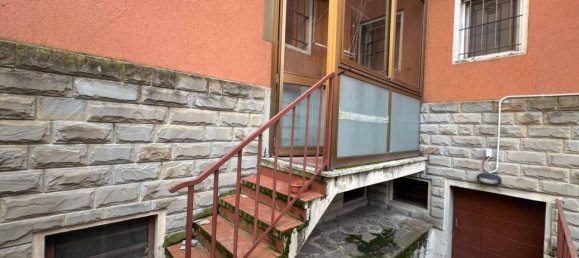 4-Zimmer Wohnung in Bologna, Italy, Nr. 35697 7