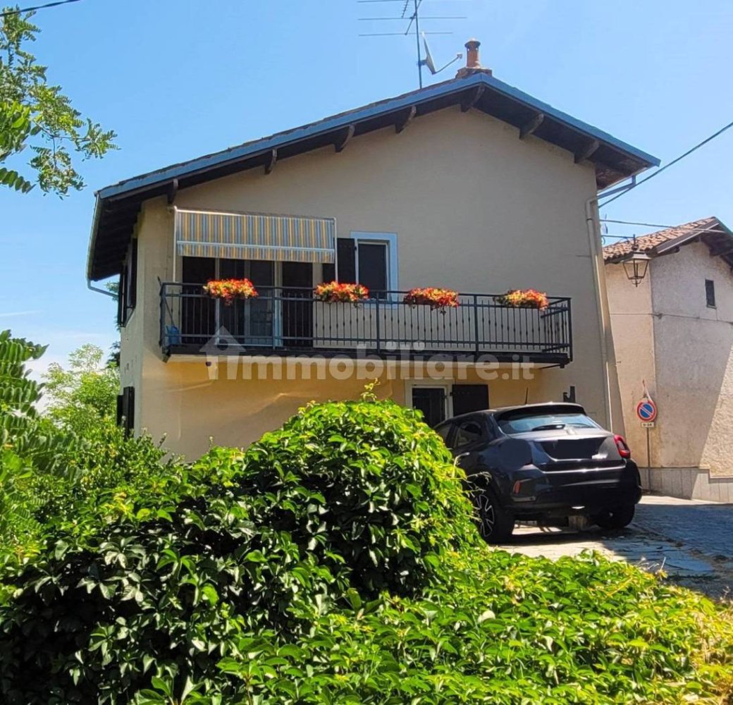 2 bedrooms Villa in Rocca Grimalda, Italy No. 325027