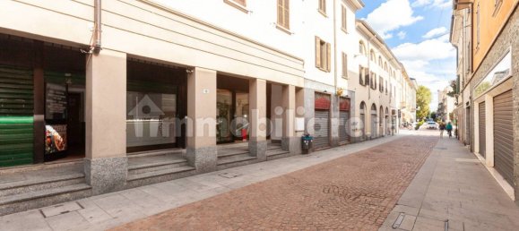 4غرفة عقار تجاري في Tradate, Italy رقم 346658 3