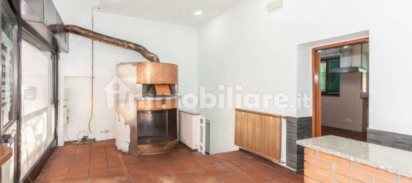 4غرفة عقار تجاري في Tradate, Italy رقم 346658 4