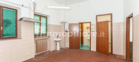 4غرفة عقار تجاري في Tradate, Italy رقم 346658 8