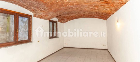 4غرفة عقار تجاري في Tradate, Italy رقم 346658 12