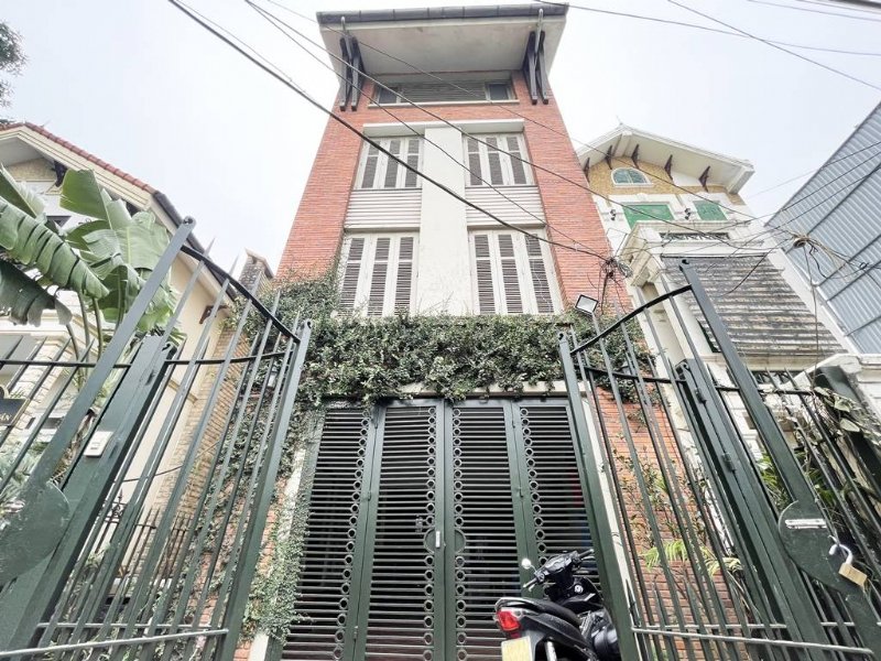 3 bedrooms House in Tay Ho, Vietnam No. 464