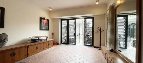 3 bedrooms House in Tay Ho, Vietnam No. 464 4