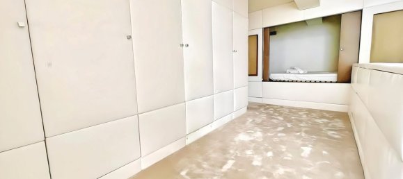 1 bedroom Commercial property in Paris, France No. 183211 8